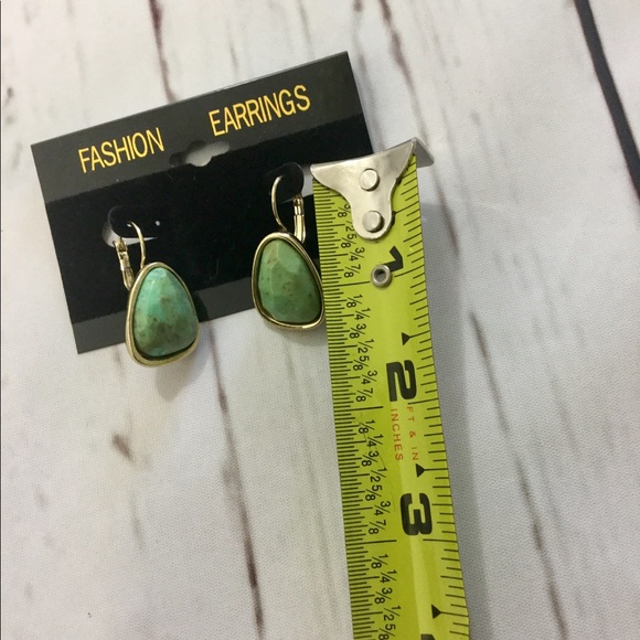 Gold Tone Statement Necklace Matching Earrings - Picture 5 of 7